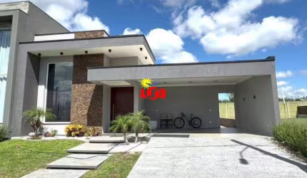 Excelente casa de alto padrão!