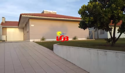 Imóvel em Imbé, Nordeste:  Casa com vista para o mar (2 terrenos)