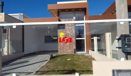 Geminado à Venda em Presidente, Imbé - Pátio Fechado e Residência em Laje