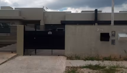 LINDA CASA NO COSTEIRA