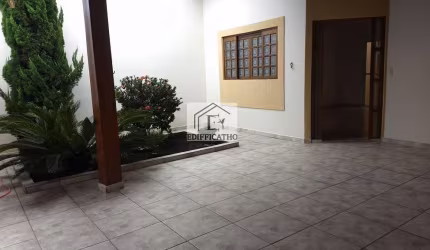Casa para Venda em Pindamonhangaba, Residencial Parque das Palmeiras, 3 dormitórios, 1 suíte, 2 banheiros, 2 vagas