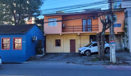Vendo terreno com 489m2 com viabilidade para construção!