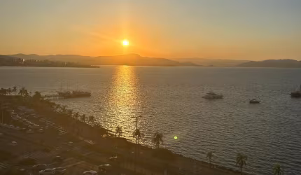 Vendo duplex na Beira Mar!