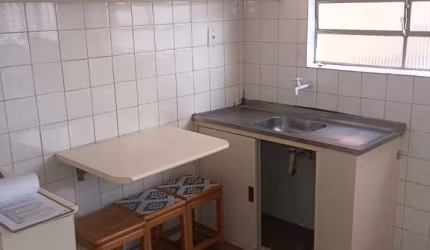 Apartamento com 3 quartos para alugar na Rua João Gbur, 245, Santa Cândida, Curitiba, 60 m2 por R$ 1.900