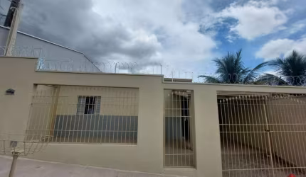 Casa para Venda em Indaiatuba, Vila Furlan, 2 dormitórios, 1 banheiro, 2 vagas