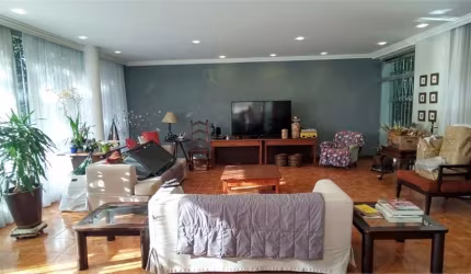 Casa com 4 quartos à venda ou para locação em Vila Mariana - SP