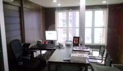 Apartamento com 1 quartos à venda ou para locação em Vila Olímpia - SP