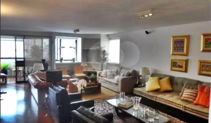 Apartamento com 3 quartos à venda em Jardim Paulista - SP