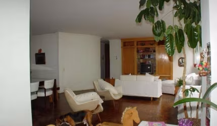 Apartamento com 3 quartos à venda em Cerqueira César - SP