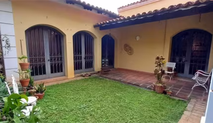Casa térrea com 4 quartos à venda em Cidade Jardim - SP