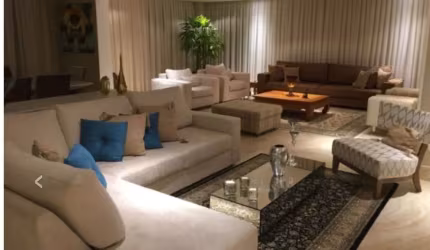 Apartamento com 4 quartos à venda em Moema - SP