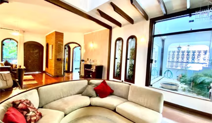 Casa com 4 quartos à venda em Jardim Avelino - SP