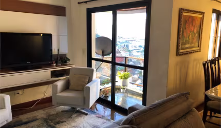 Apartamento com 3 quartos à venda em Vila Nair - SP