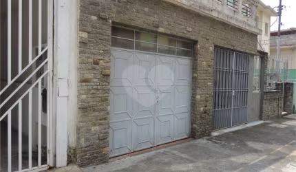 Casa térrea com 3 quartos à venda em Cambuci - SP