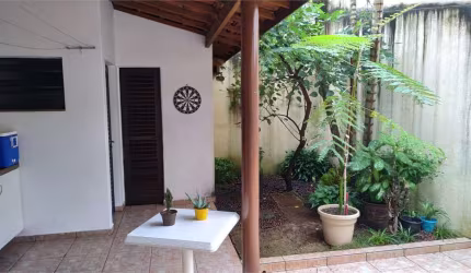 Sobrado com 3 quartos à venda em Bosque Da Saúde - SP