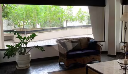 Apartamento com 4 quartos à venda em Real Parque - SP