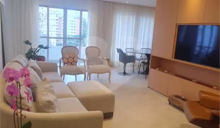 Apartamento com 3 quartos à venda em Brooklin Paulista - SP