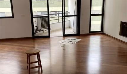 Apartamento com 3 quartos à venda em Vila Morumbi - SP