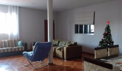 Sobrado com 4 quartos à venda em Vila Nair - SP