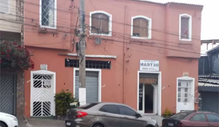 Casa com 6 quartos à venda em Vila Monumento - SP