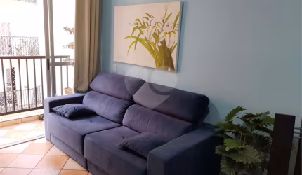 Apartamento com 3 quartos à venda em Jardim Botucatu - SP