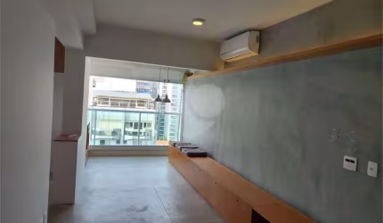 Apartamento com 1 quartos à venda em Cerqueira César - SP