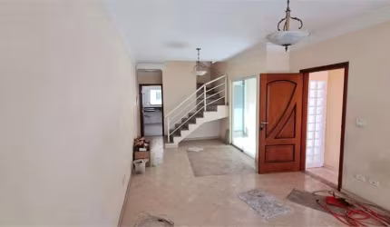 Casa com 4 quartos à venda em Vila Nair - SP