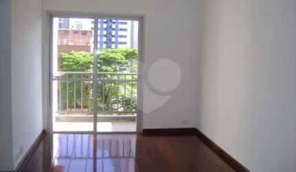 Apartamento com 2 quartos à venda em Moema - SP