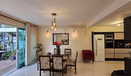 Casa com 4 quartos à venda em Paraíso - SP