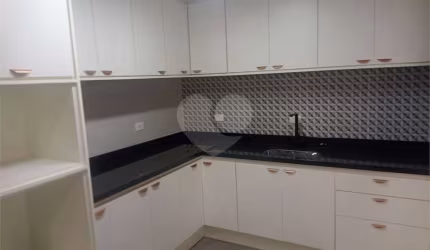 Casa de vila com 3 quartos à venda em Brooklin Paulista - SP