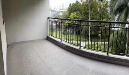 Apartamento com 3 quartos à venda em Santo Amaro - SP