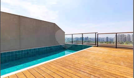 Cobertura com 4 quartos à venda em Morumbi - SP