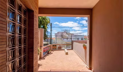 Casa com 4 quartos à venda ou para locação em Vila Monumento - SP