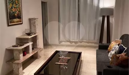 Apartamento com 3 quartos à venda ou para locação em Vila Mariana - SP