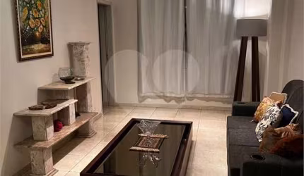 Apartamento com 3 quartos à venda ou para locação em Vila Mariana - SP