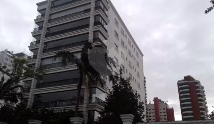 Apartamento com 4 quartos à venda ou para locação em Parque Colonial - SP