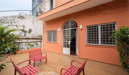 Casa com 3 quartos à venda ou para locação em Jardim Das Bandeiras - SP