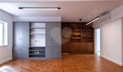 Apartamento com 3 quartos à venda em Jardim Paulista - SP
