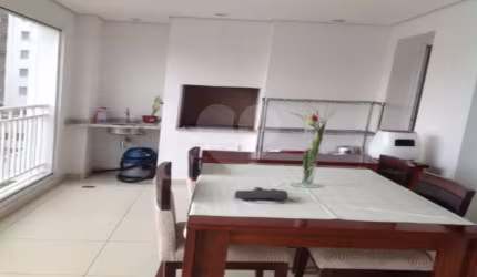 Apartamento com 3 quartos à venda em Vila Gumercindo - SP