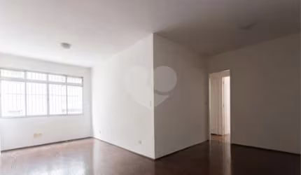 Apartamento com 3 quartos à venda em Bela Vista - SP