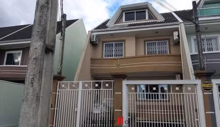 SOBRADO TRIPLEX - HAUER