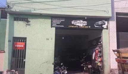 SOBRADO DE 2 DORMITÓRIOS E UM SALÃO, NA VILA INDUSTRIAL