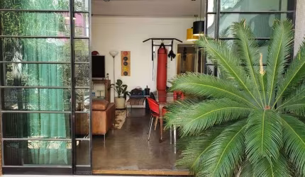 CASA ASSOBRADADA PARA VENDA TEM 220 METROS QUADRADOS COM 3 QUARTOS NA MOOCA- SÃO PAULO - SP.