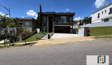 Casa totalmente mobiliada venda no Residencial Tamboré 10