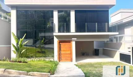 Linda Casa mobiliada ou não Para Locação no Alphasitio