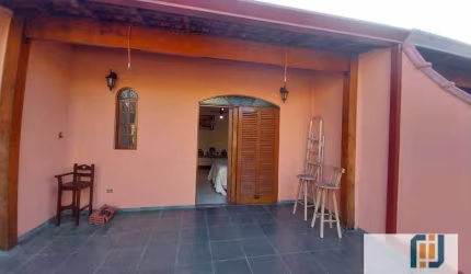 Casa à venda em Barueri - Jardim Maria Tereza