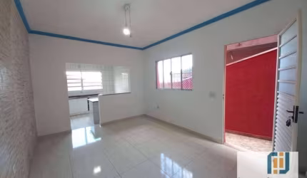 Sobrado com 03 casas construídas à venda no Jardim Reginalice, Barueri