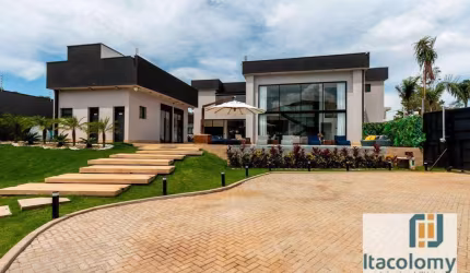 Casa mobiliada à venda no Condomínio Ninho Verde II