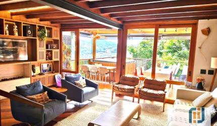 Linda casa no Uptown Housing