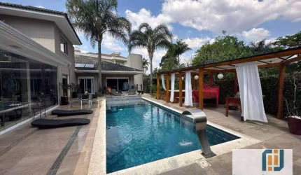 Casa com 5 dormitórios à venda, 800 m² por R$ 1.260.000 - Residencial Tamboré - Barueri/SP